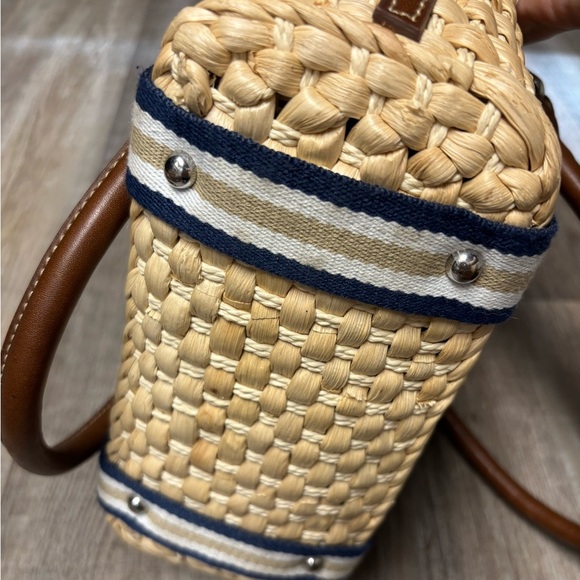 Chaps Woven Leather Trim Metal Detail Shoulder Bag - Picture 2 of 9